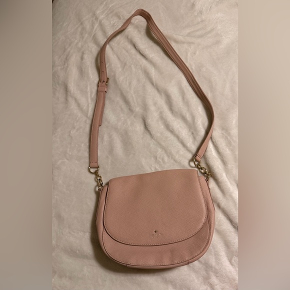 kate spade Handbags - Kate Spade Crossbody Bag